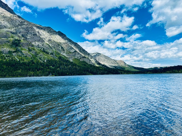 Picture of a lake in Montana